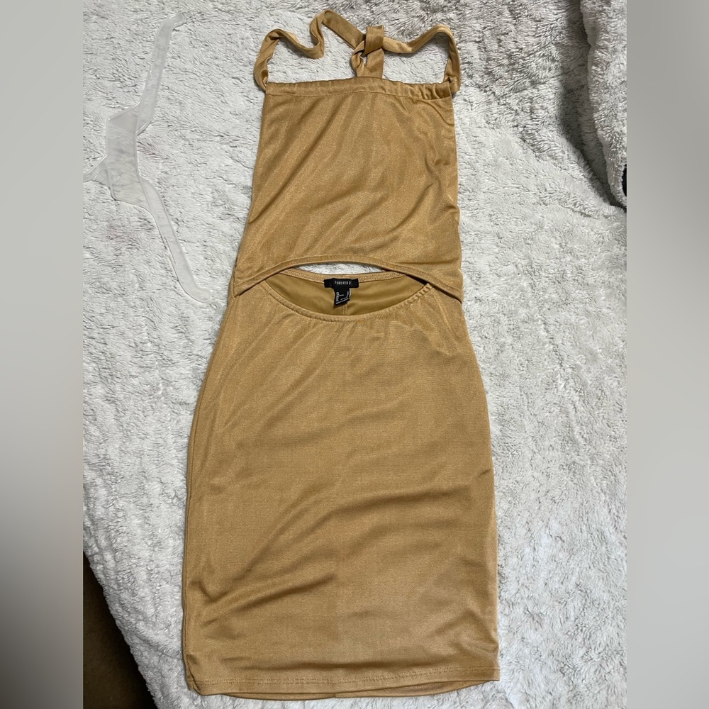 NWOT Forever 21 Shimmery Gold Cutout Halter Backless Bodycon Dress